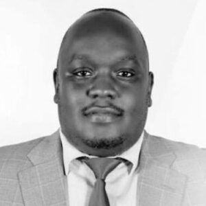 cyrus-mbisi-grayscale