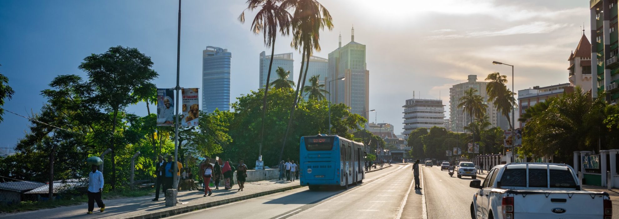 Dar,Es,Salaam,Tanzania,-,Jan,26,2024:,Traffic,Drives